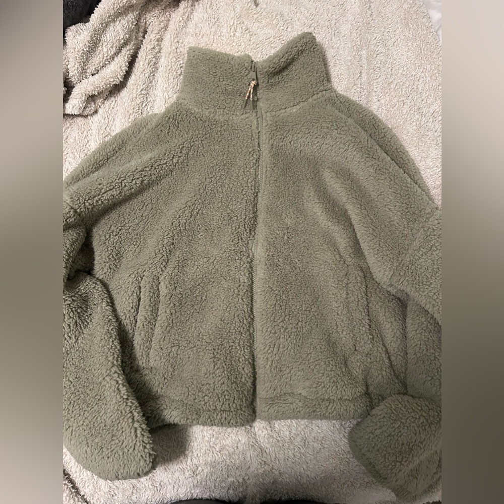 AMERICAN EAGLE SHERPA JACKET